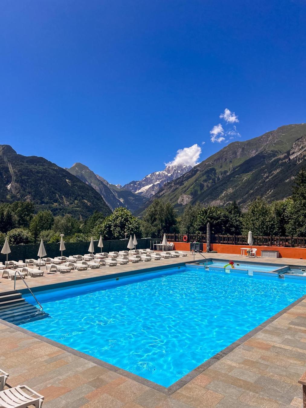 Bijoux Des Alpes - Mont Blanc Village La Salle Eksteriør bilde